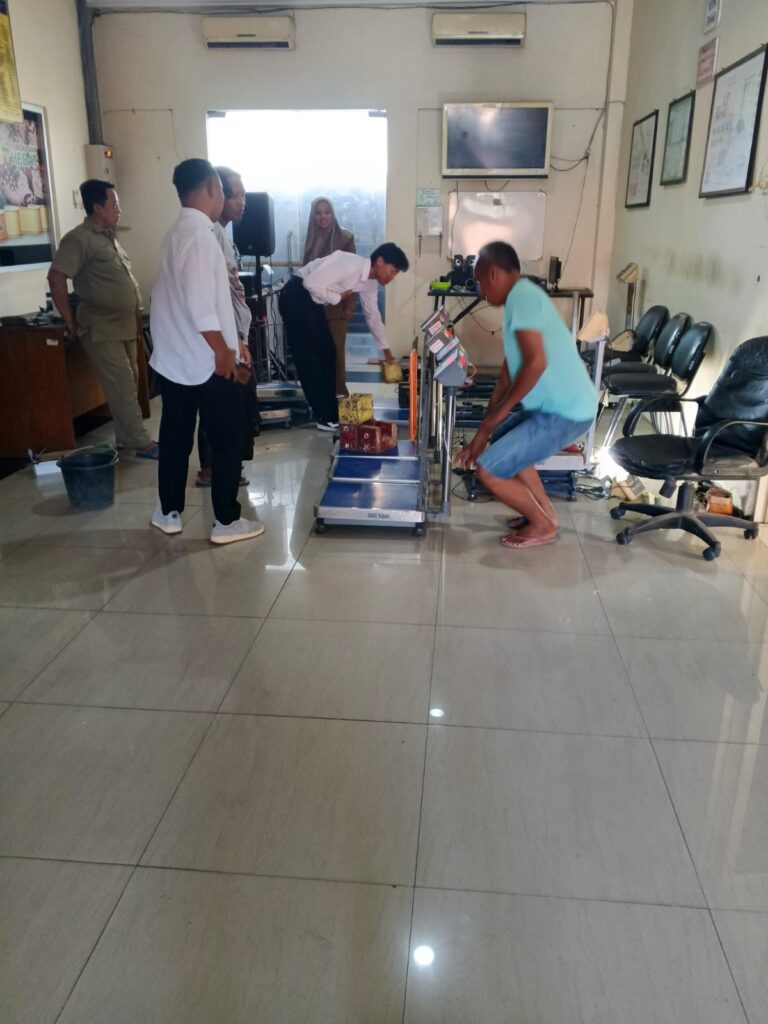 Tera Ulang Timbangan Elektronik Perum Bulog