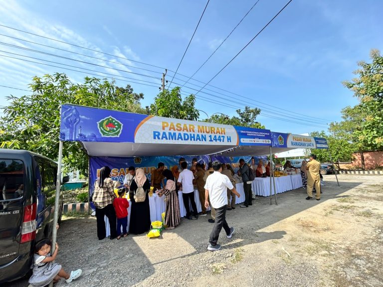 Pasar Murah Kecamatan Tlanakan